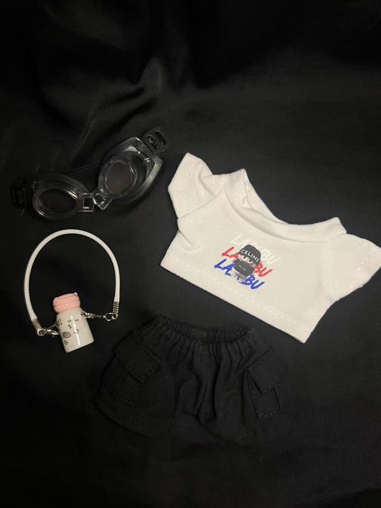 4-Piece Labubu Doll Streetwear Outfit Set – Graphic Tee, Cargo Shorts, Goggles and Bottle Charm for Cool Urban Styling | Fits 17cm/6.69inch Dolls (Doll Not Included)