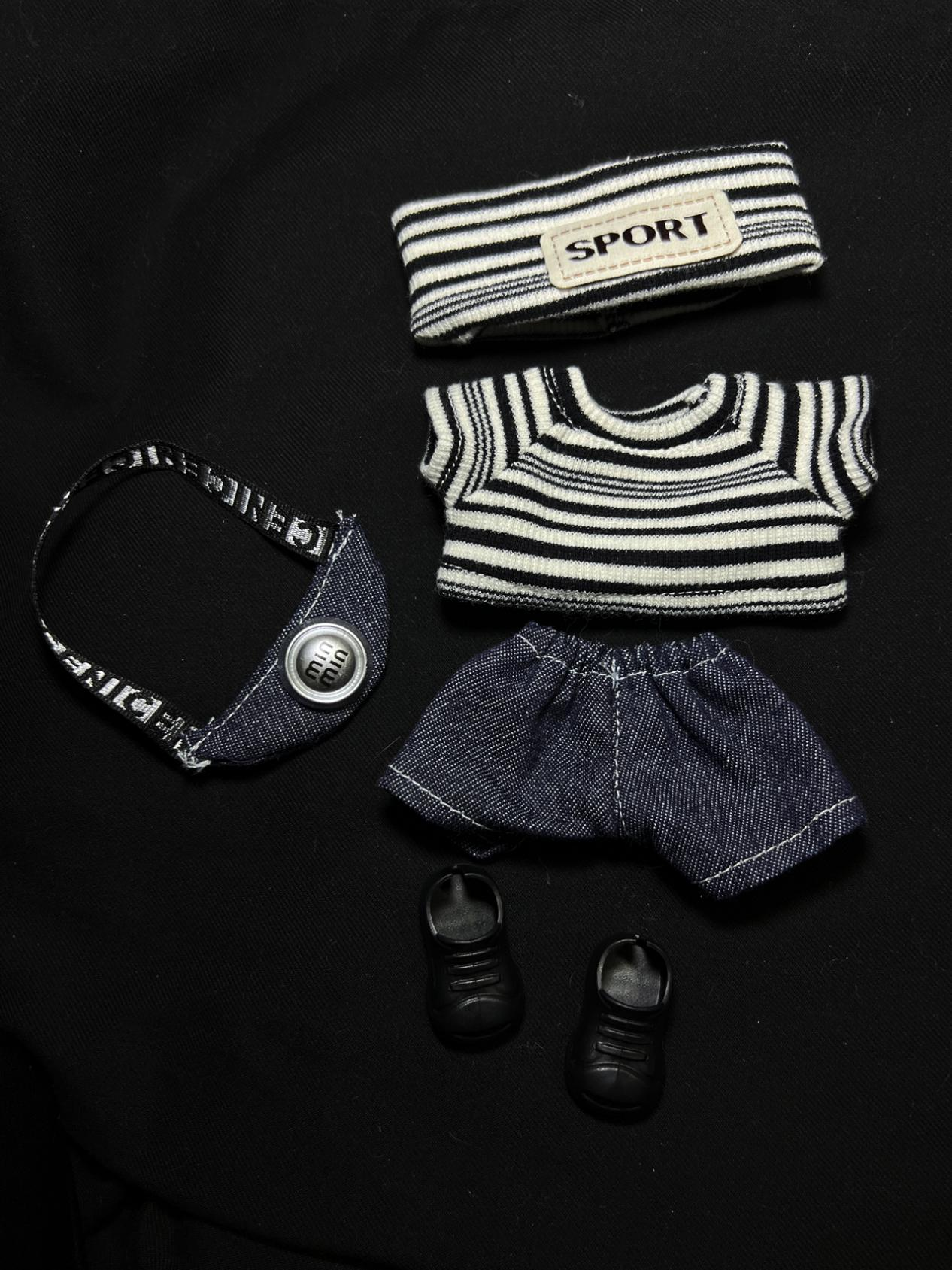 5 Piece HipHop Streetwear Outfit for 17 cm Labubu Dolls – Fashionable Doll Clothes Set (Doll Not Included)