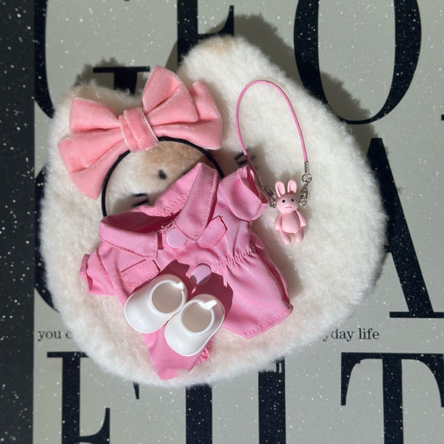 4-Piece Pink Bunny Outfit Set for 17cm ALULU Doll – Includes Headband, Jumpsuit, Shoes, and Bunny Bag (Doll Not Included)