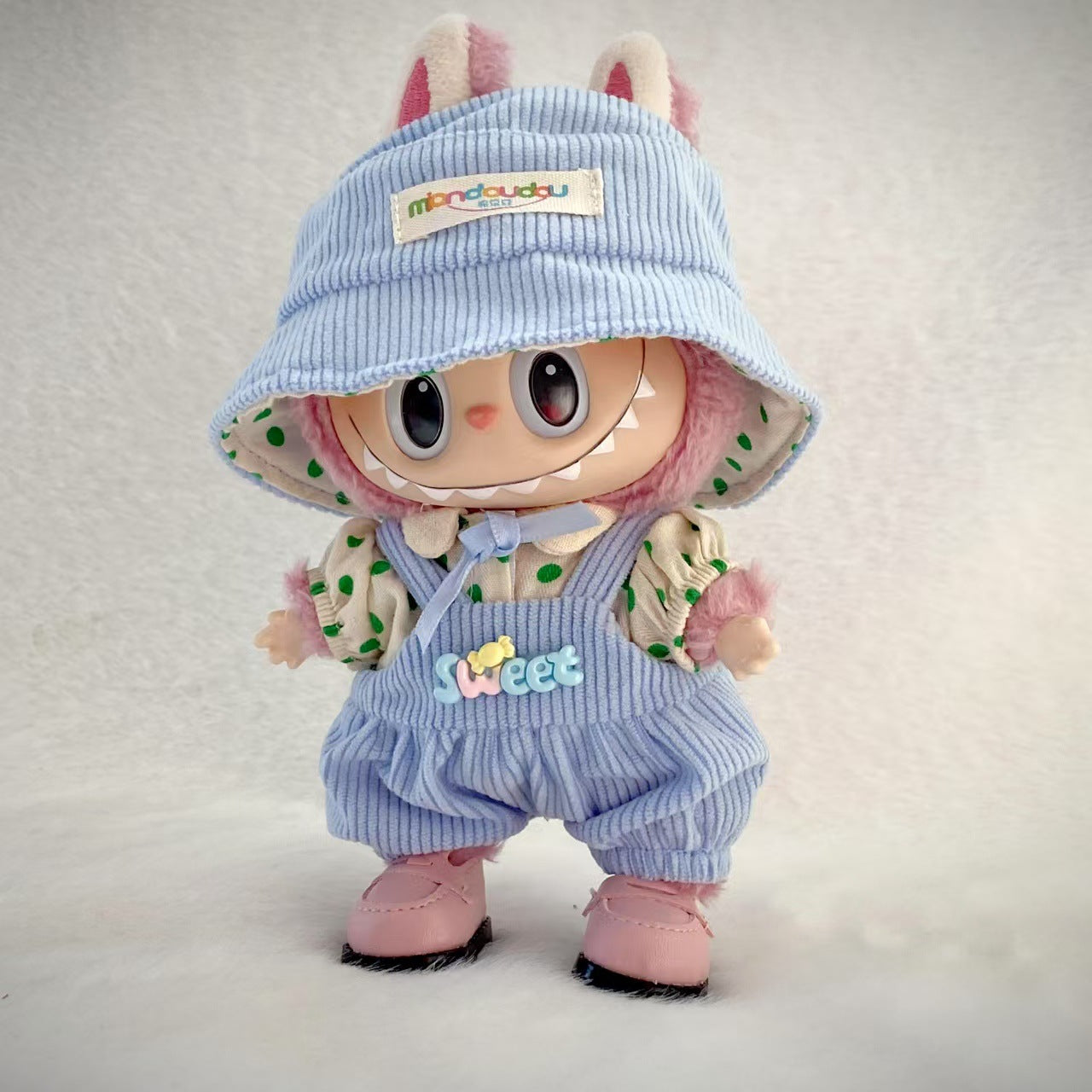 Labubu 5-Piece Toy Streetwear Set – Cute Doll Outfit with Hat, Printed Shirt, Overalls & Charm Accessories for 17cm/6.69inch Dolls
