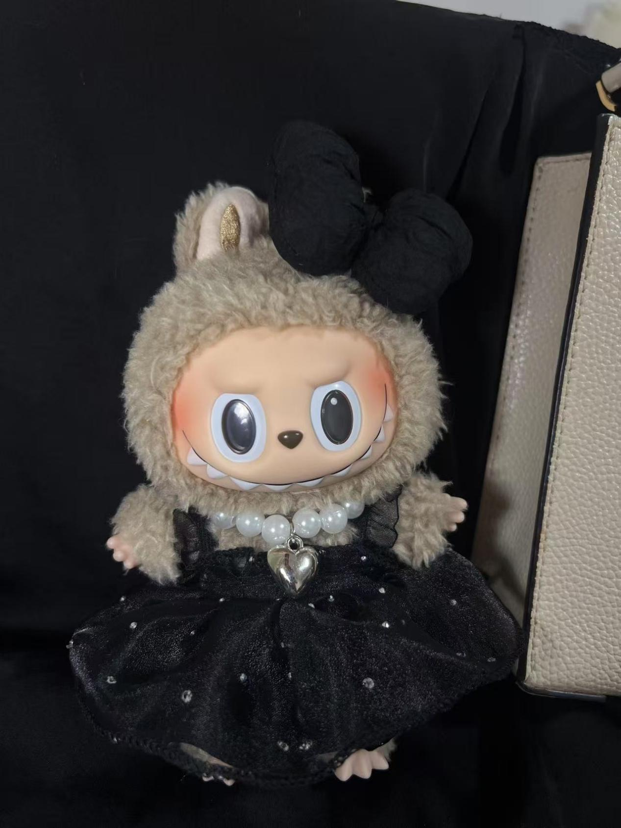 3-Piece Labubu Doll Princess Outfit – Black Bow, Pearl Necklace & Glitter Skirt for 17cm/6.69inch Dolls, Perfect for Party Styling (Doll Not Included)