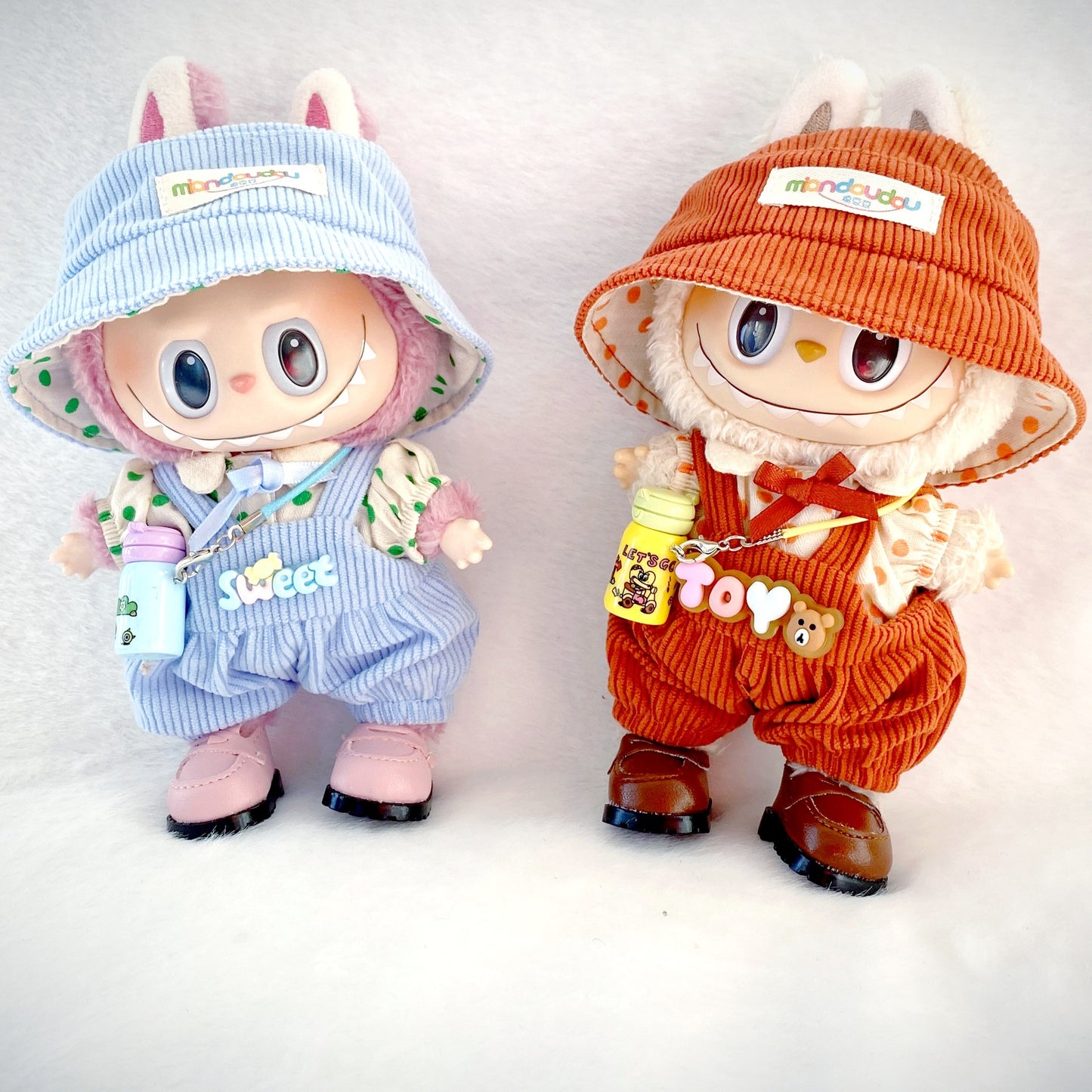 Labubu 5-Piece Toy Streetwear Set – Cute Doll Outfit with Hat, Printed Shirt, Overalls & Charm Accessories for 17cm/6.69inch Dolls