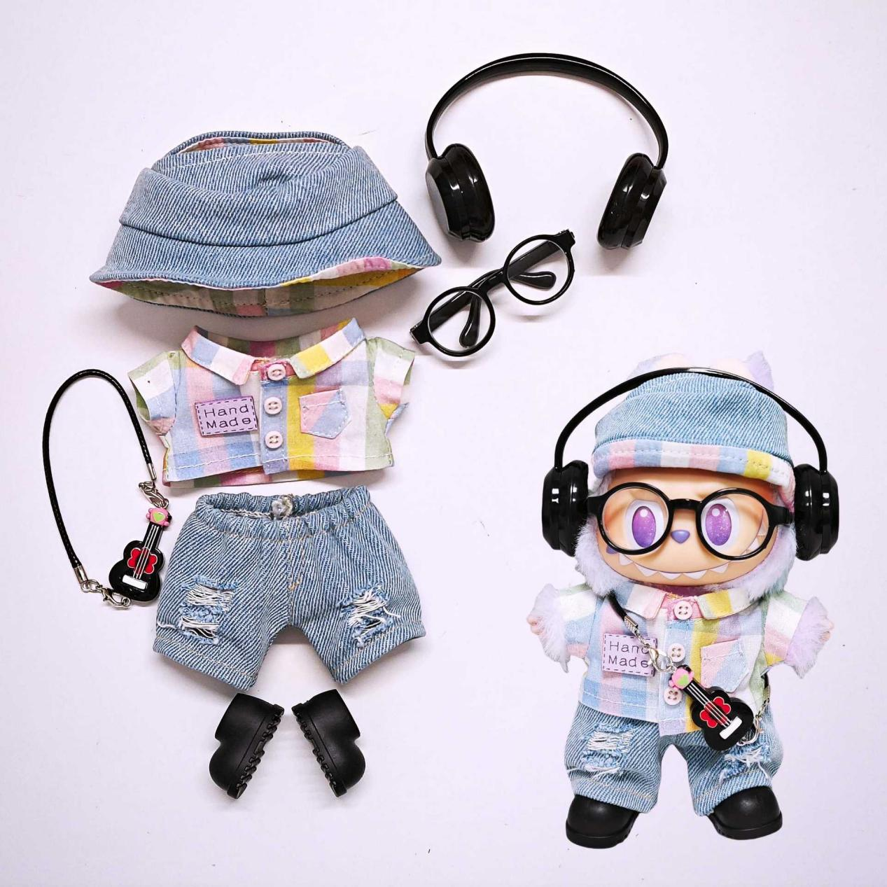 7-Piece Outfit Set for 17cm Labubu – Shirt, Hat, Denim Pants, Guitar Pendant, Shoes, Glasses & Headphones (Doll Not Included, 5 Colors Available)