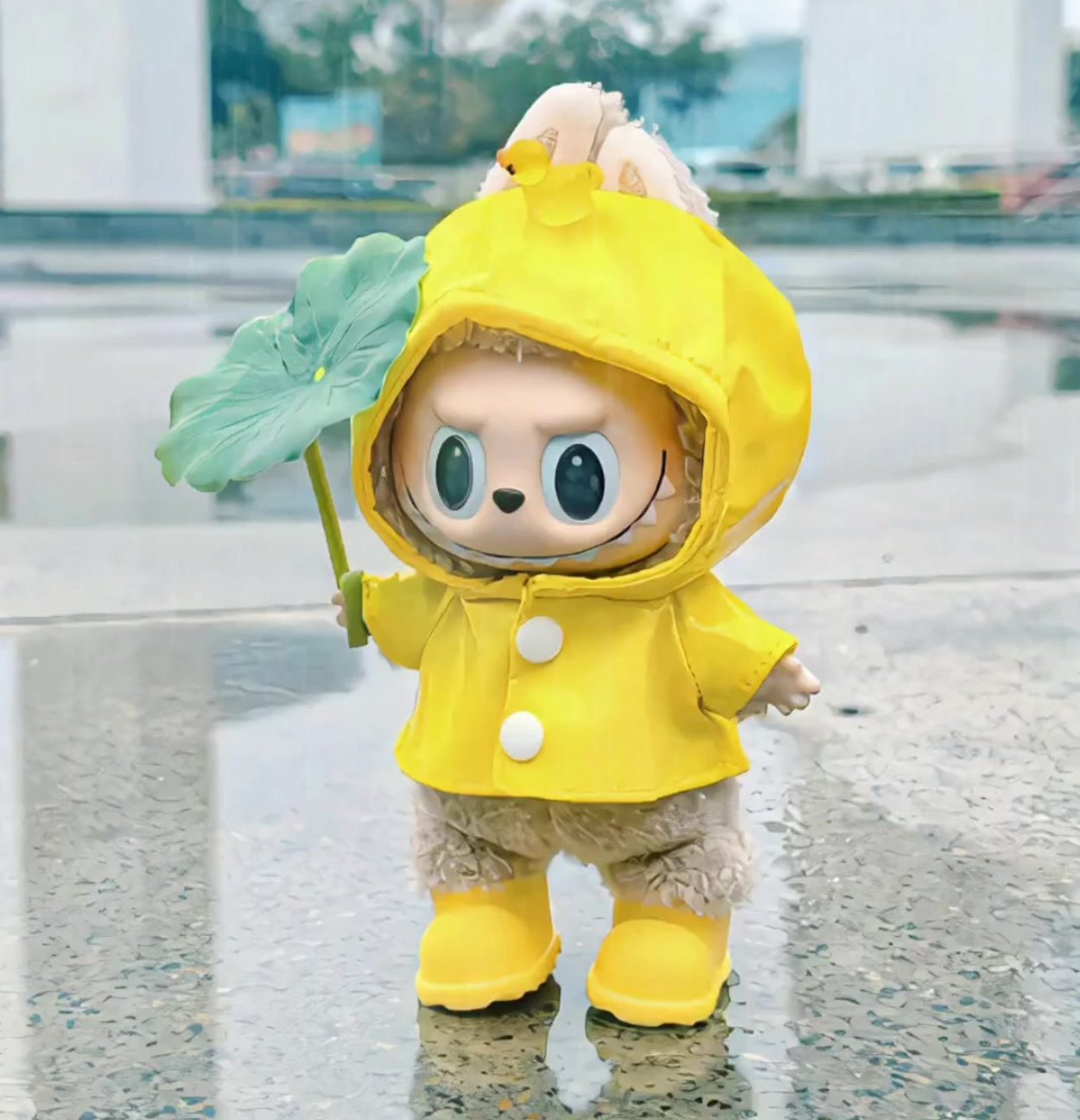2-Piece Rainy Day Outfit Set – Yellow Raincoat + Rain Boots for Labubu Doll | Waterproof Style | Doll Clothes Only, Doll Not Included
