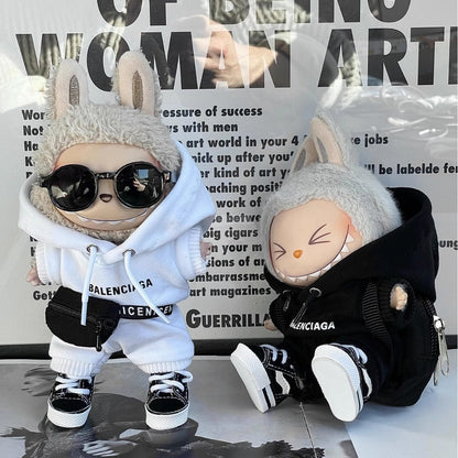 5-Piece Streetwear Outfit Set for 17cm Labubu Doll – Includes Hoodie, Shorts, Sneakers, Bag & Sunglasses – Black & White Color Options (Doll Not Included)