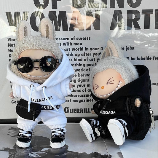 5-Piece Streetwear Outfit Set for 17cm Labubu Doll – Includes Hoodie, Shorts, Sneakers, Bag & Sunglasses – Black & White Color Options (Doll Not Included)
