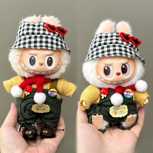 5-Piece Autumn Outfit for 17cm/6.69inch Labubu – Plaid Bucket Hat + Knit Sweater + Green Corduroy Overalls + Badge Set + Red Scarf (Doll Not Included)