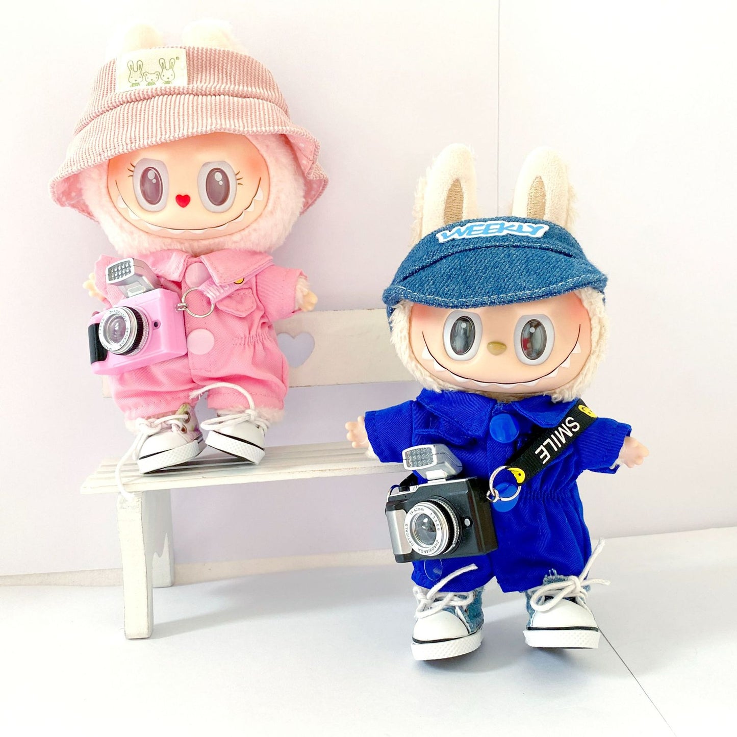 Labubu 4-Piece Travel Style Set – Colorful Outfit with Hat, Jumpsuit, Camera Bag & Shoes for 17cm/6.69inch Dolls